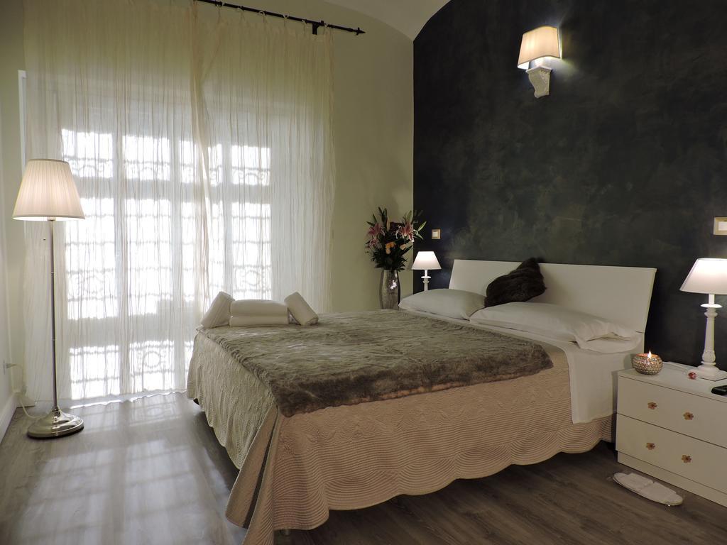 Anfiteatro Suite Róma Szoba fotó
